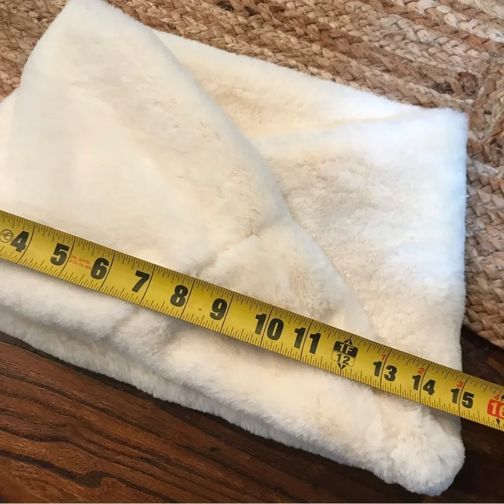 ❄️Infinity Fur Scarf